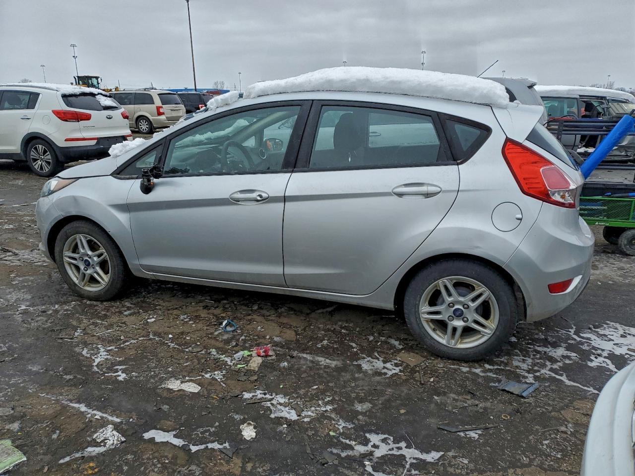 2017 FORD Fiesta