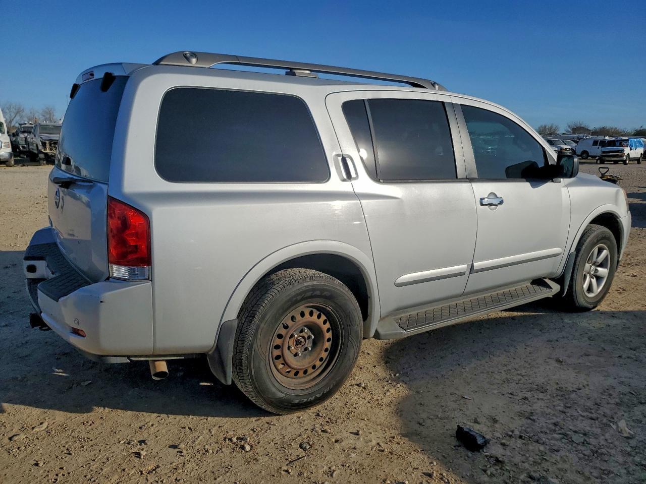 2015 NISSAN Armada