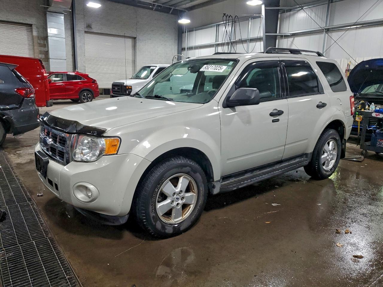 2009 FORD ESCAPE