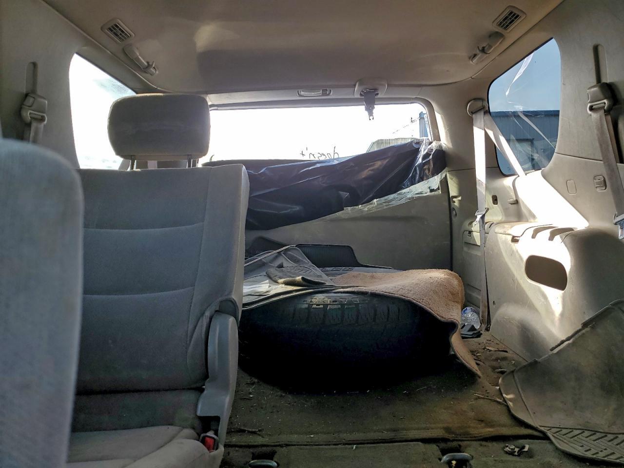2003 TOYOTA Sequoia
