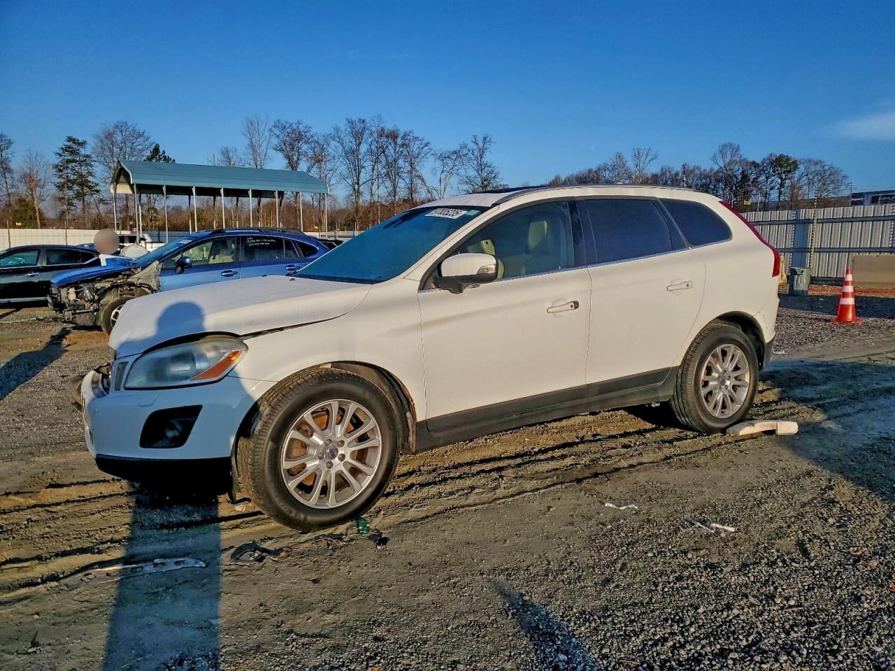 2010 VOLVO XC60