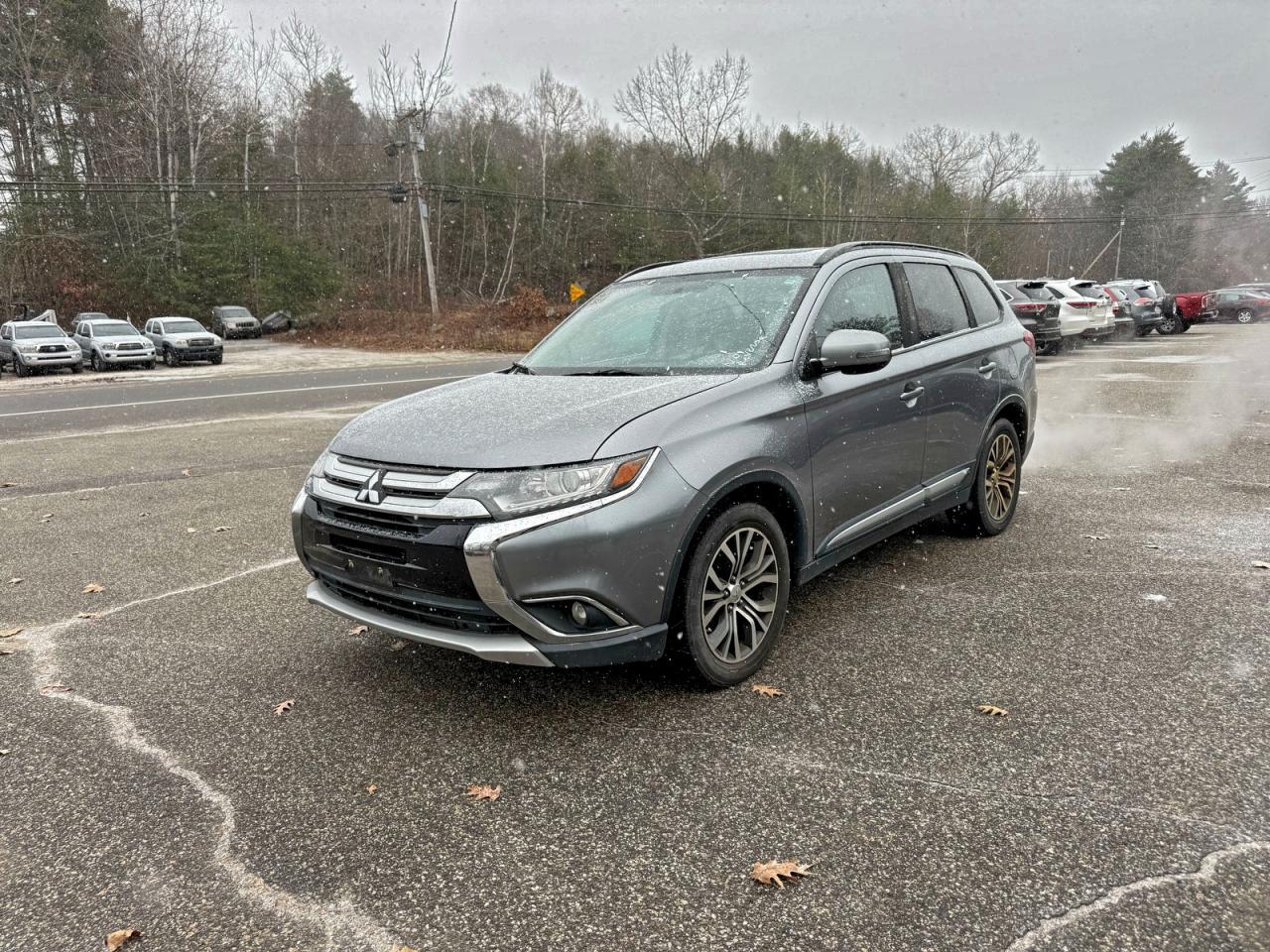 2016 MITSUBISHI outlander