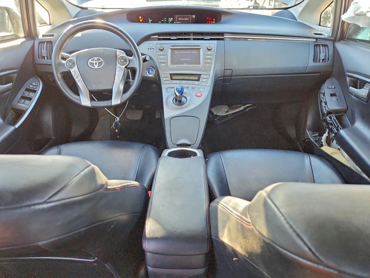 2013 TOYOTA PRIUS