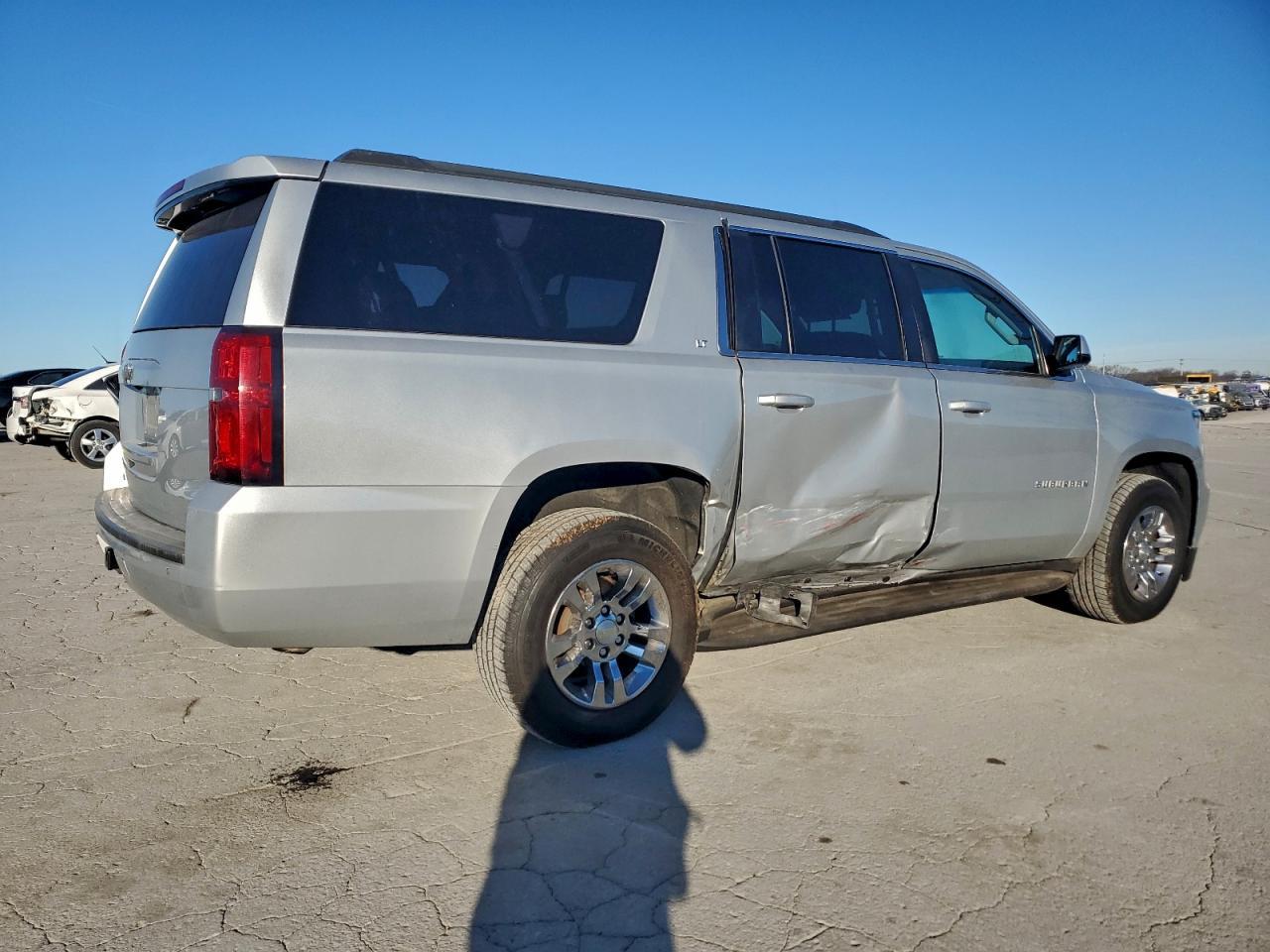 2015 CHEVROLET Suburban