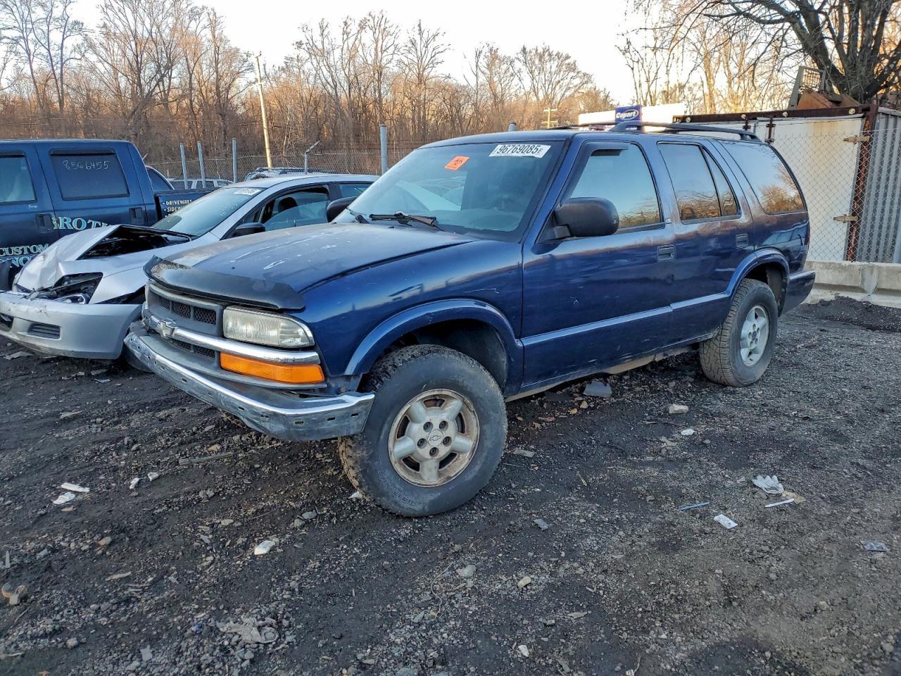 2001 CHEVROLET BLAZER
