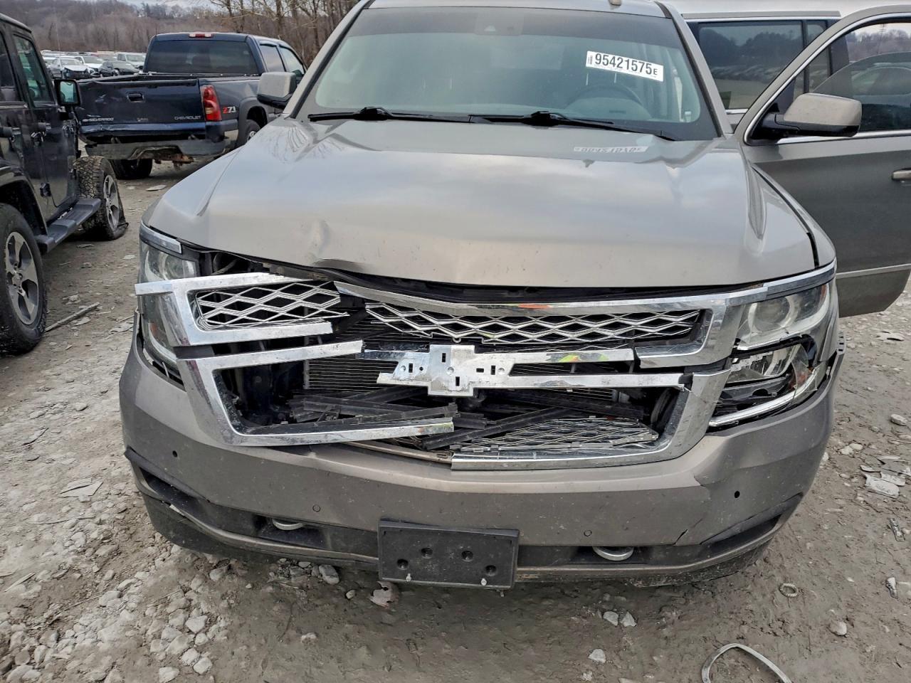 2018 CHEVROLET Suburban