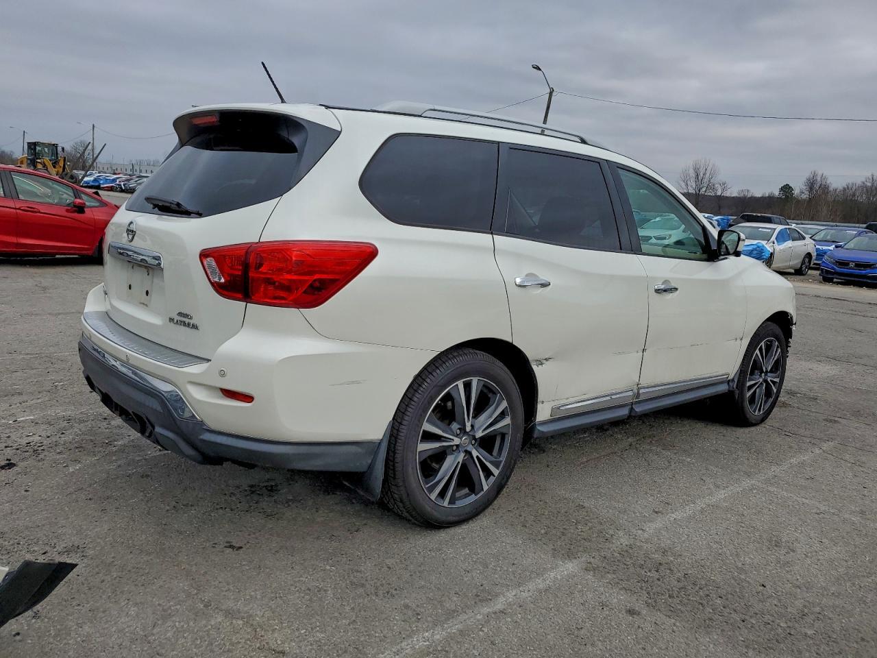 2018 NISSAN PATHFINDER