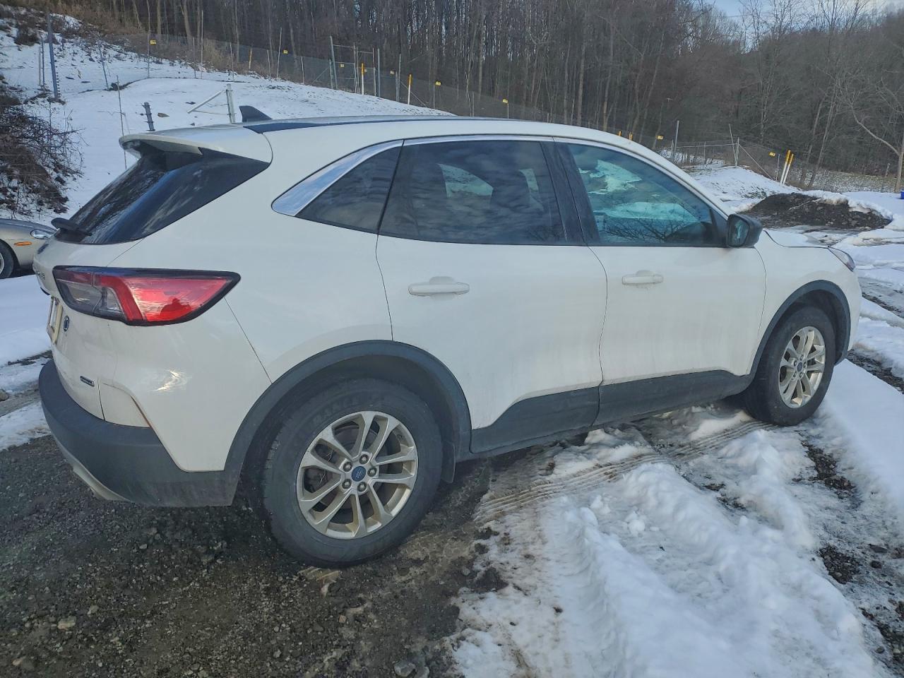 2022 FORD ESCAPE
