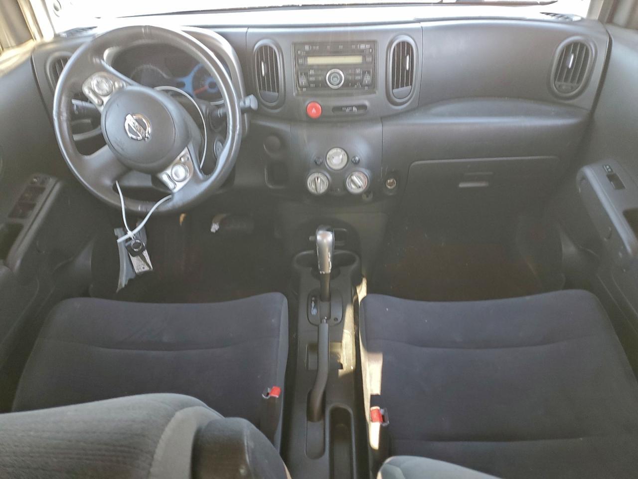 2010 NISSAN CUBE