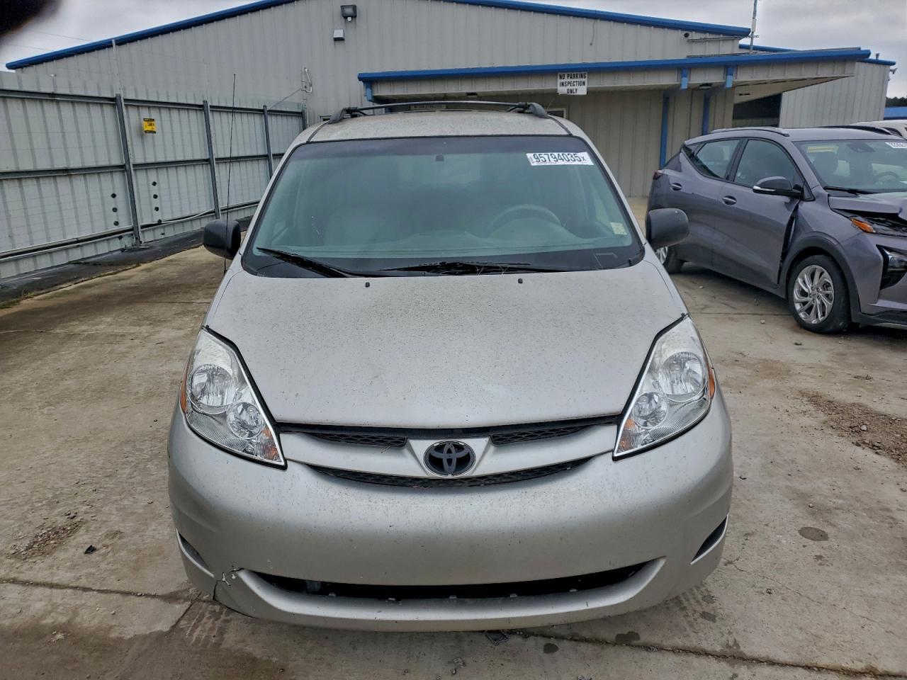 2006 TOYOTA SIENNA