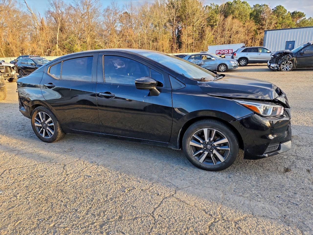 2021 NISSAN VERSA