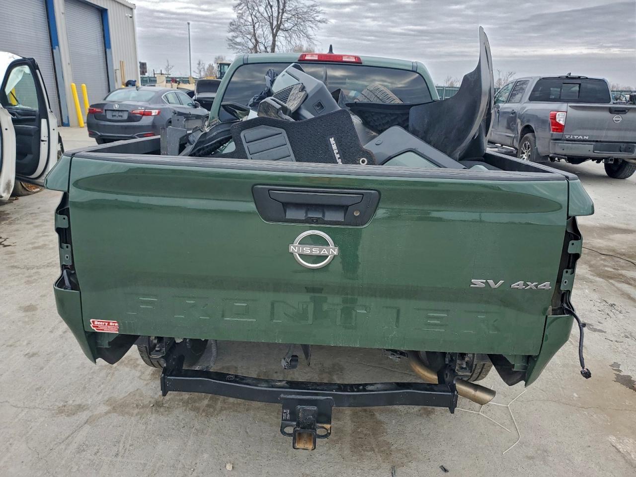 2024 NISSAN Frontier