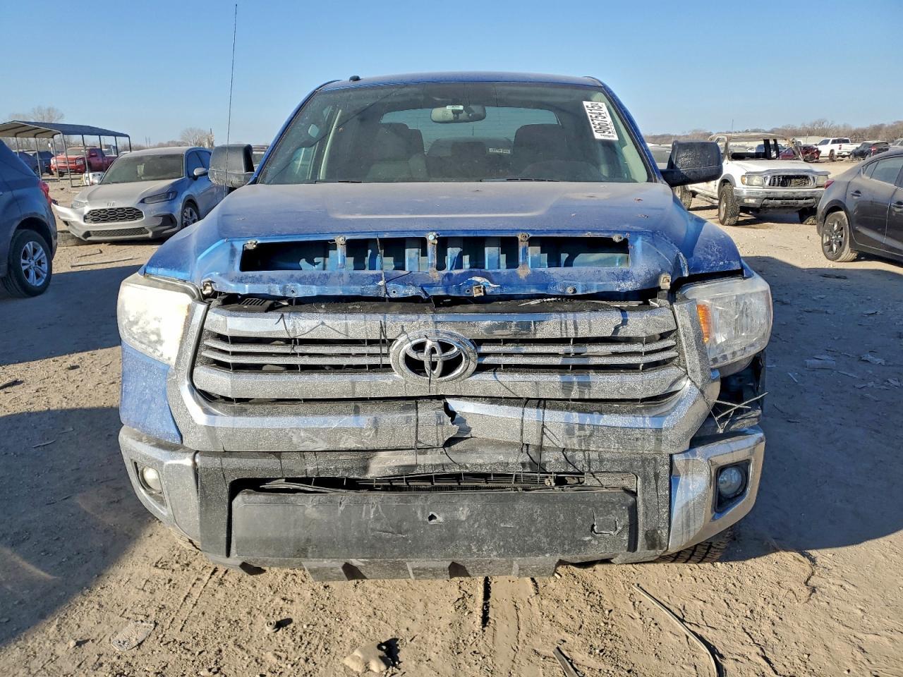 2016 TOYOTA TUNDRA