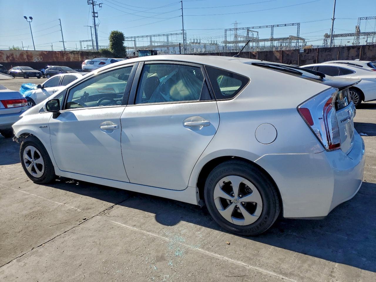 2014 TOYOTA PRIUS