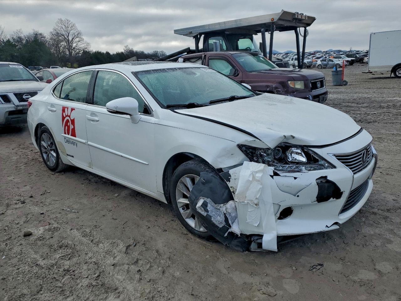 2013 LEXUS ES 300H