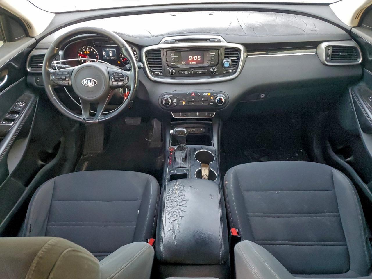 2016 KIA SORENTO