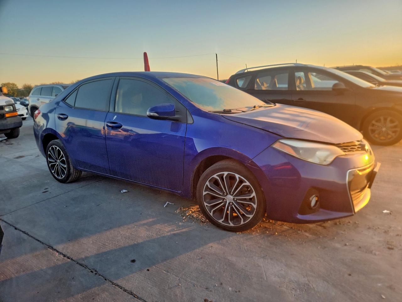 2016 TOYOTA COROLLA