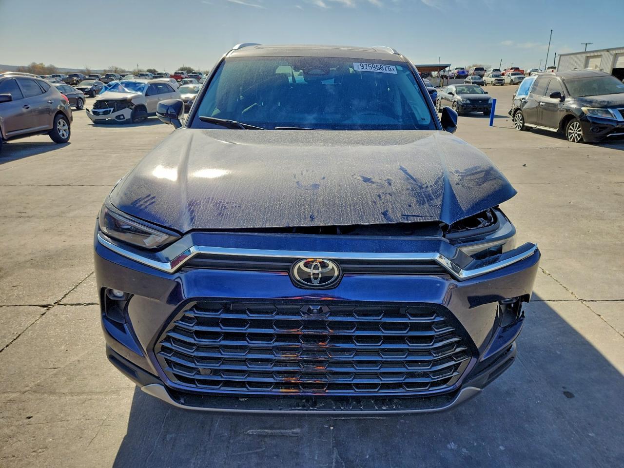 2024 TOYOTA HIGHLANDER