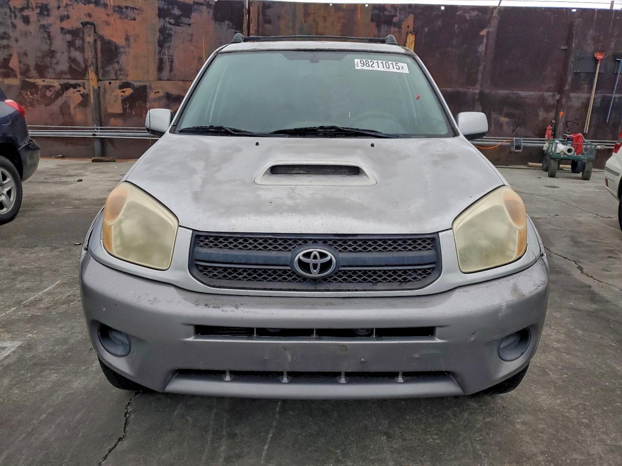 2004 TOYOTA RAV4