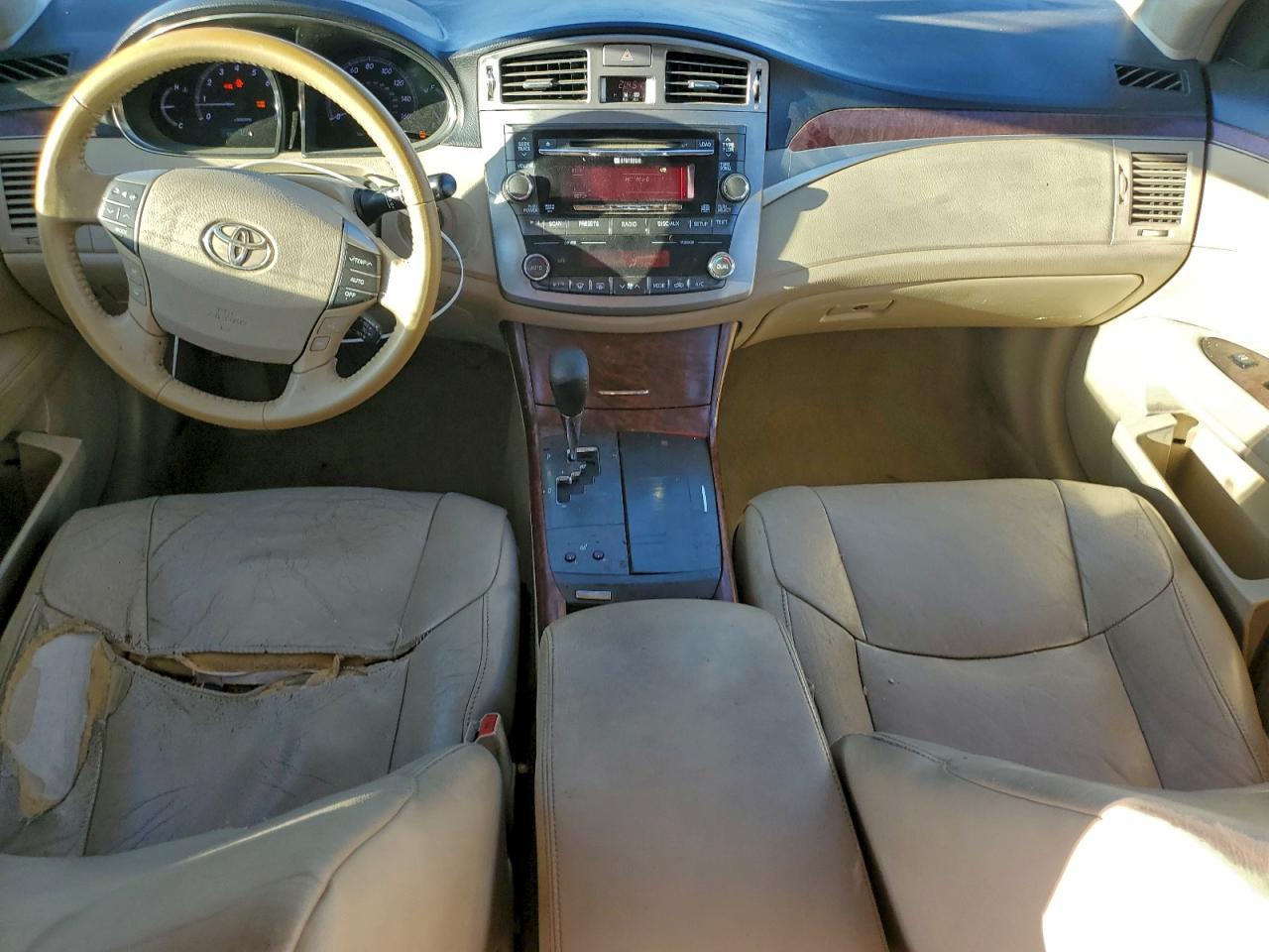 2012 TOYOTA Avalon