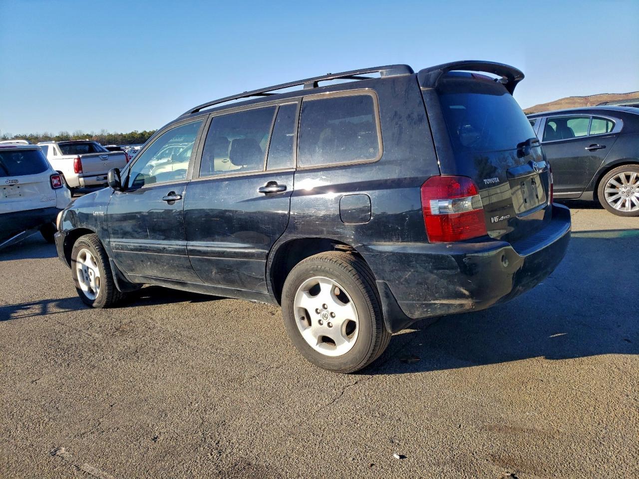 2005 TOYOTA HIGHLANDER