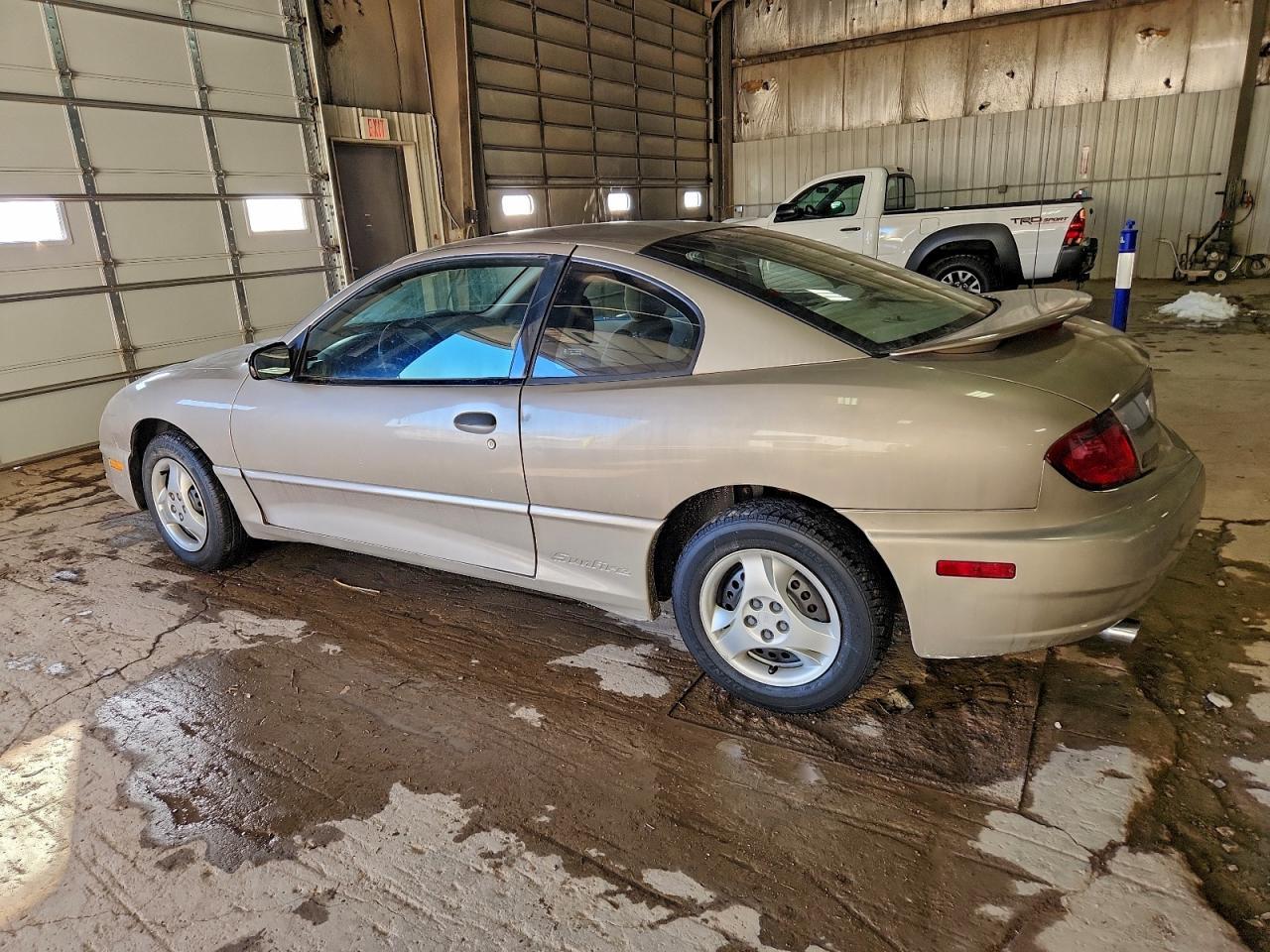 2004 PONTIAC SUNFIRE