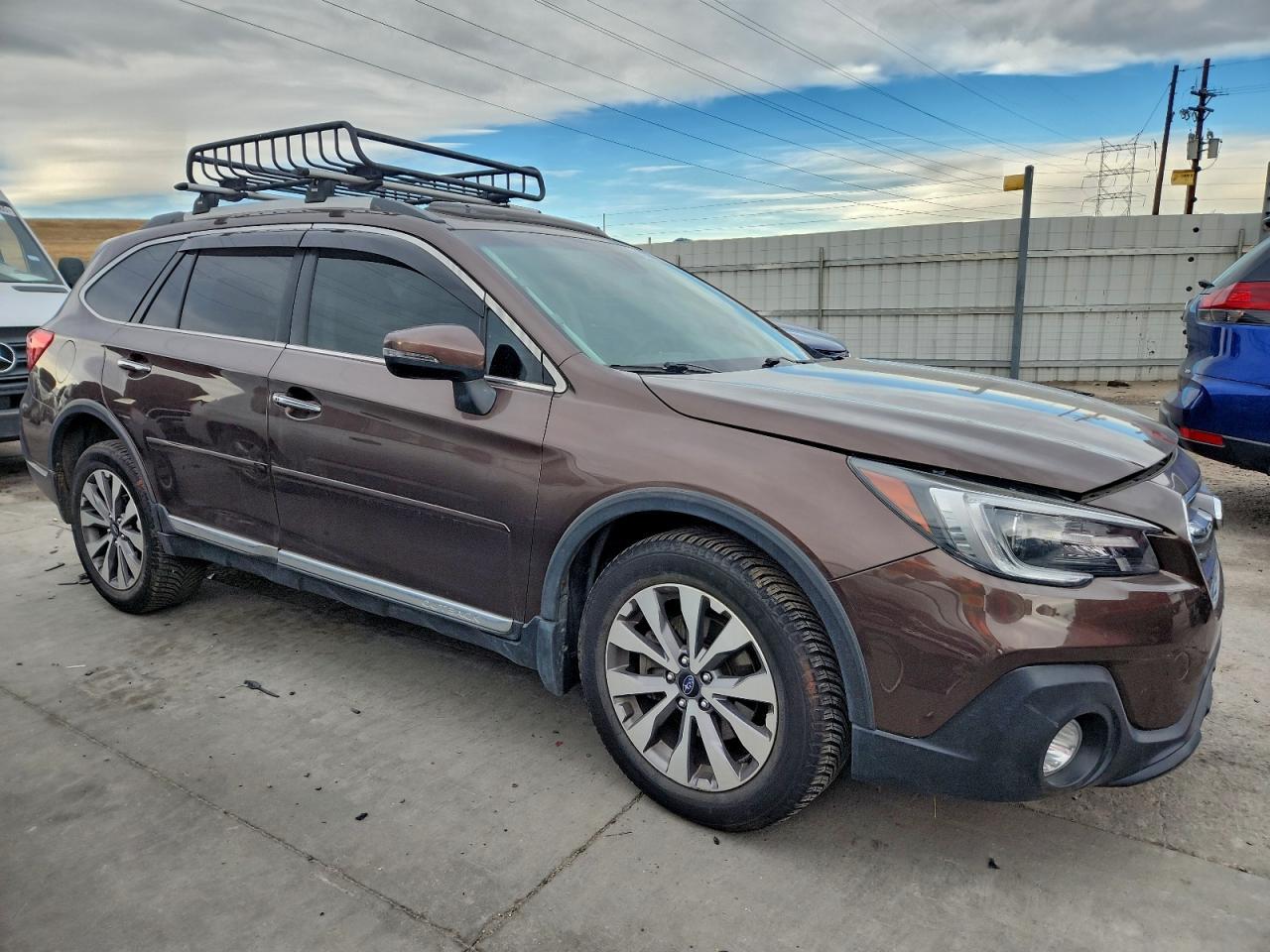 2019 SUBARU Outback