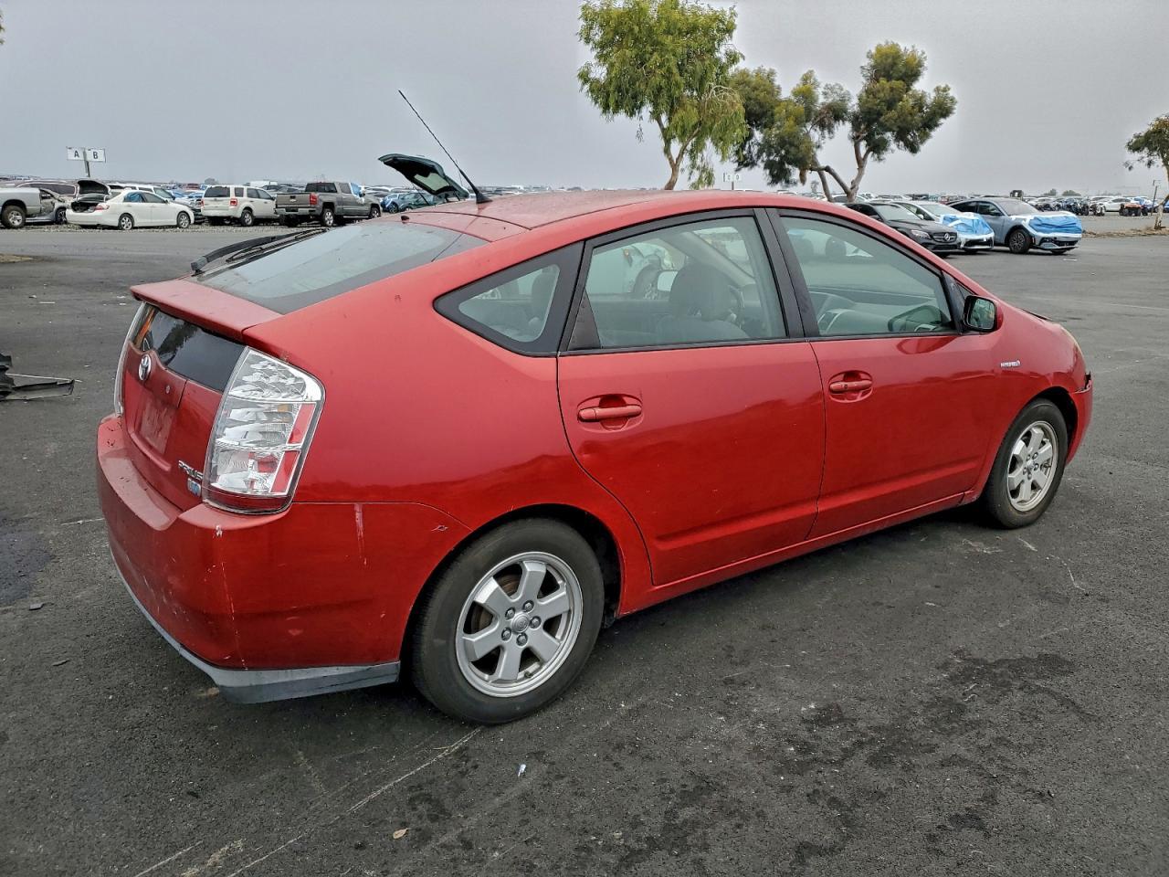 2006 TOYOTA PRIUS