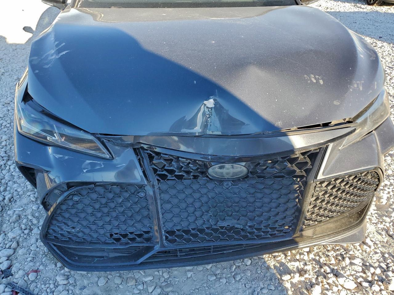 2019 TOYOTA Avalon