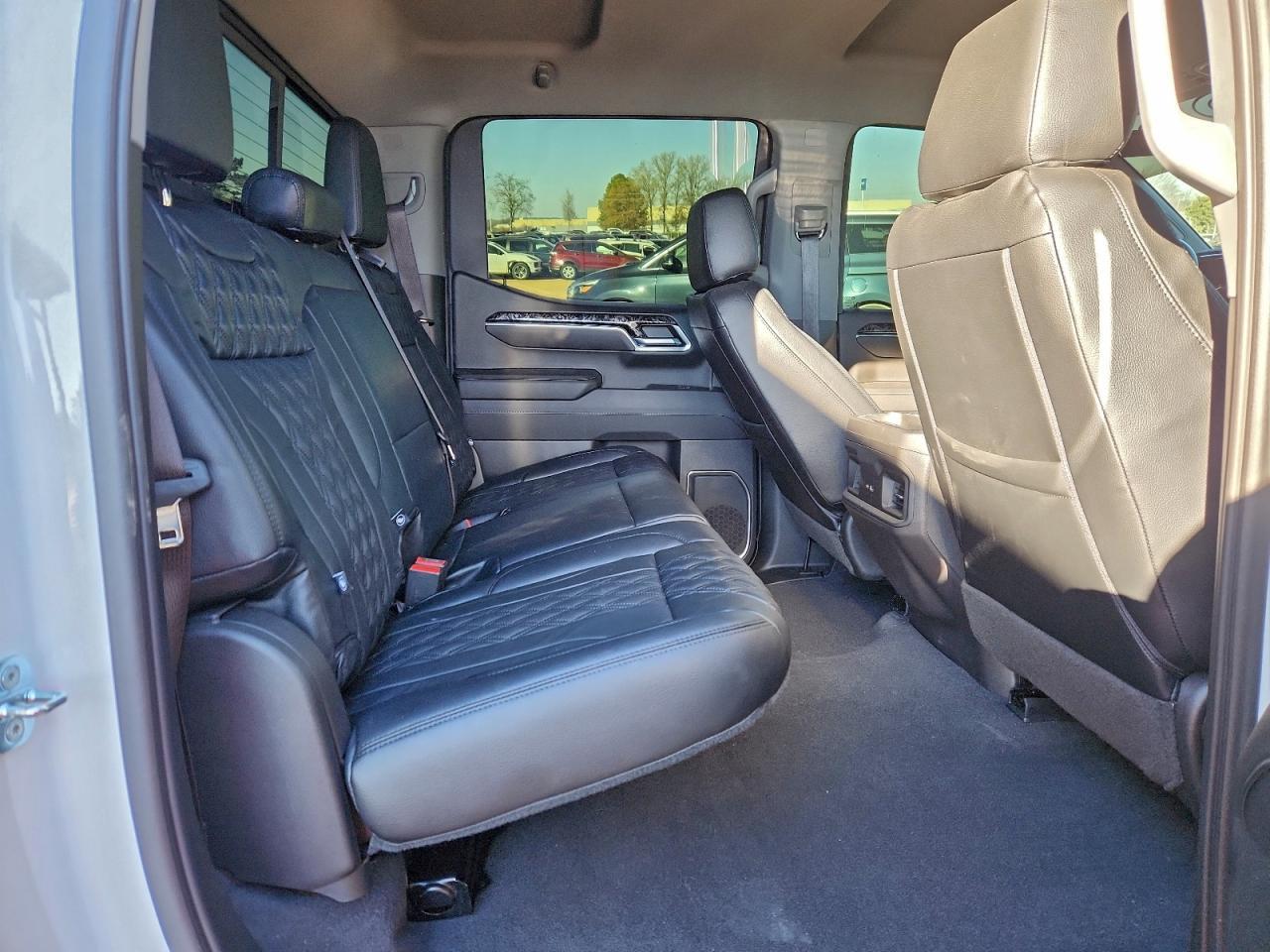 2023 CHEVROLET Silverado