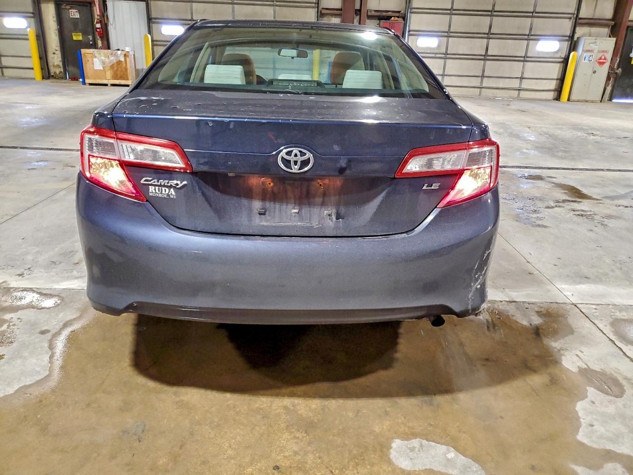 2014 TOYOTA CAMRY