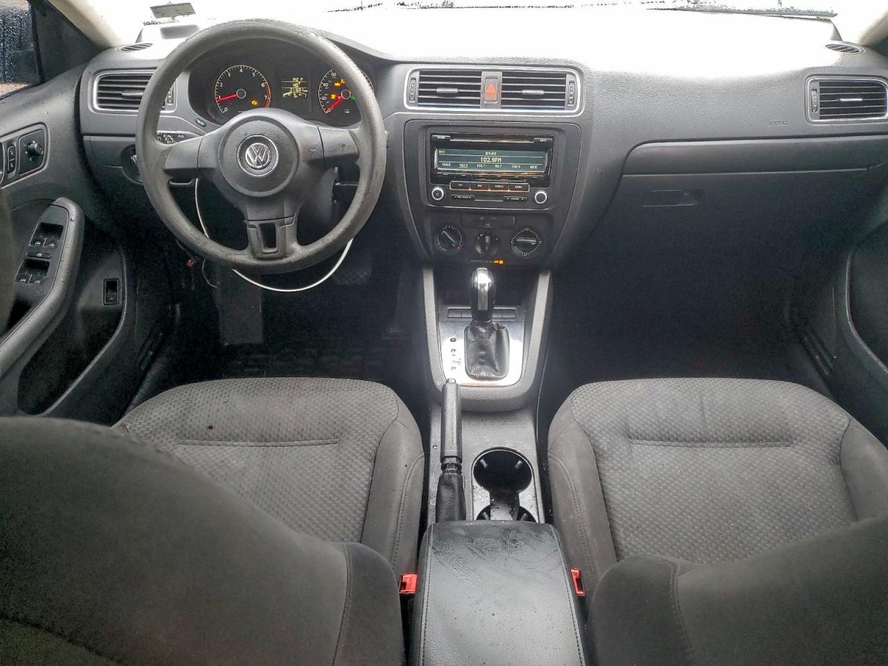 2013 VOLKSWAGEN JETTA