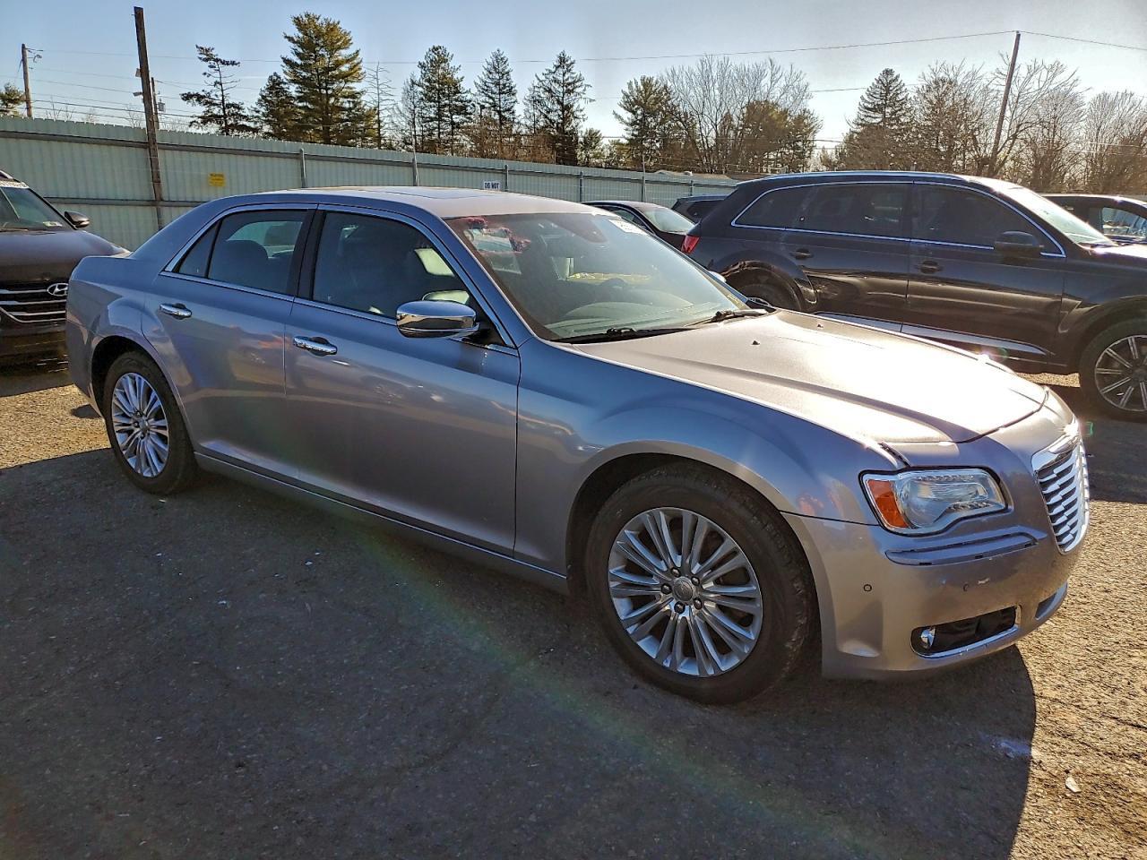2013 CHRYSLER 300