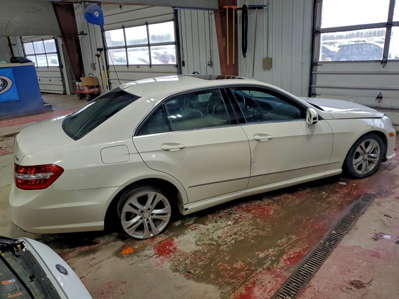 2010 MERCEDES-BENZ E-Class