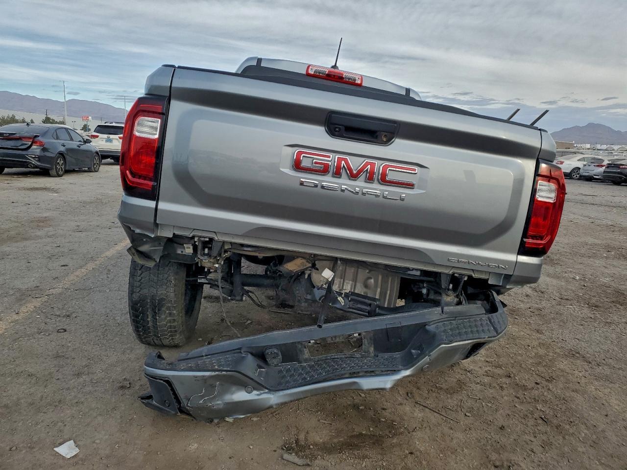2024 GMC CANYON