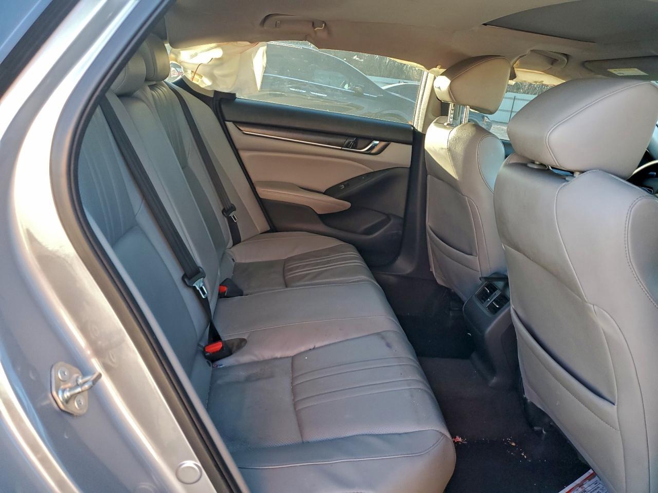 2018 HONDA ACCORD