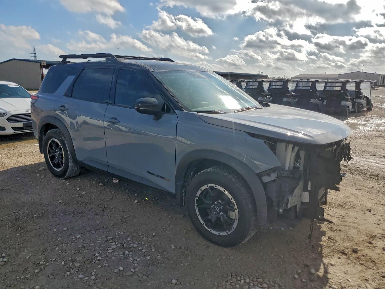 2024 NISSAN PATHFINDER