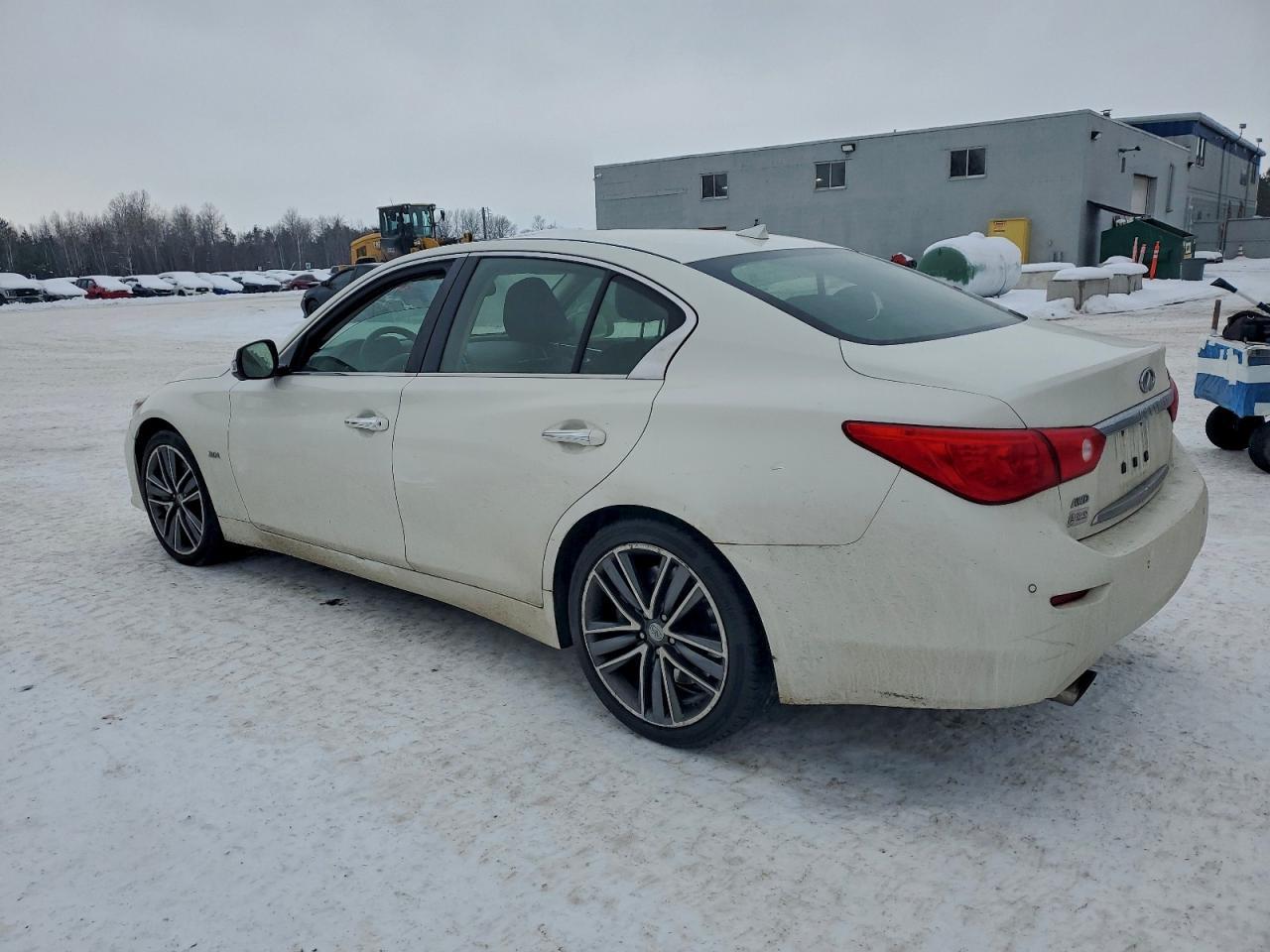2016 INFINITI Q50