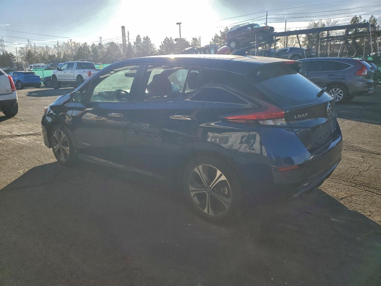2019 NISSAN LEAF