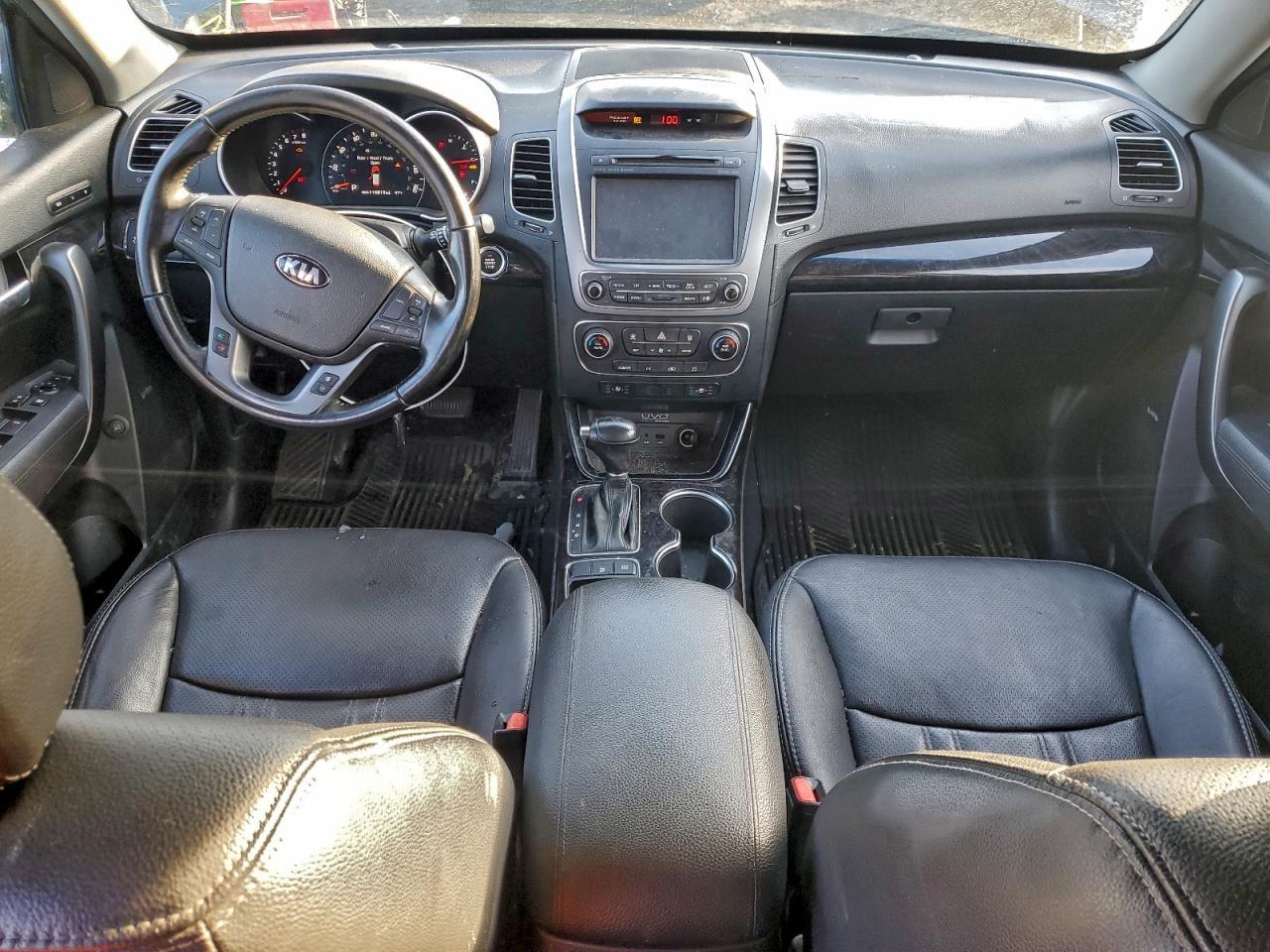 2014 KIA SORENTO