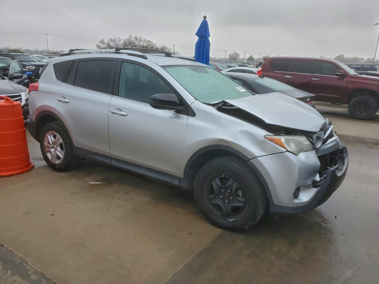 2015 TOYOTA RAV4