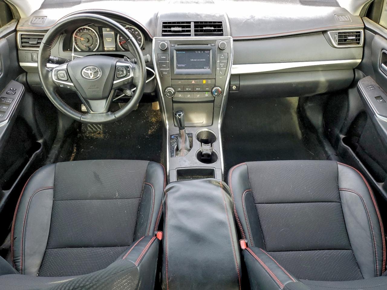 2016 TOYOTA CAMRY