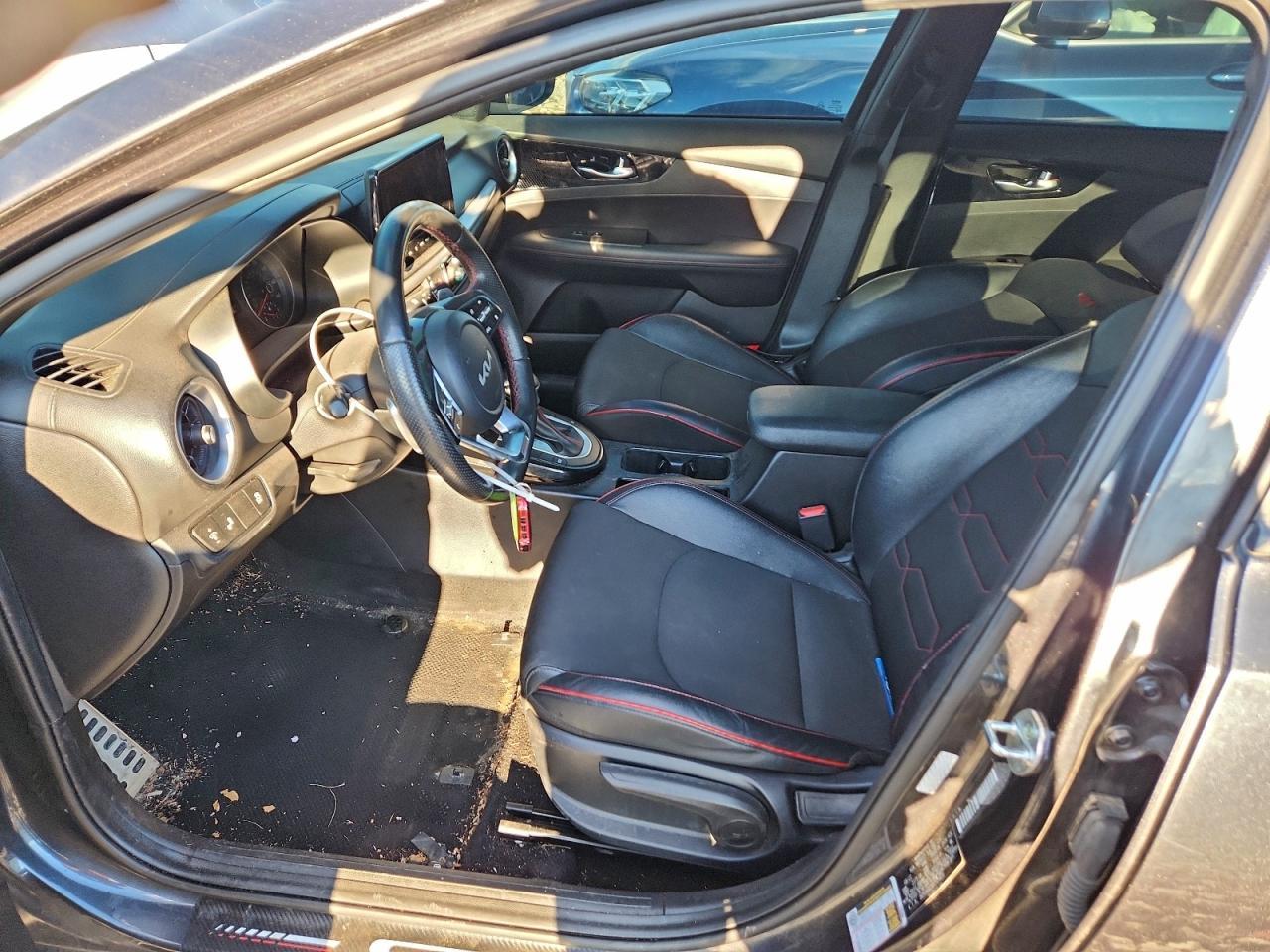 2023 KIA FORTE
