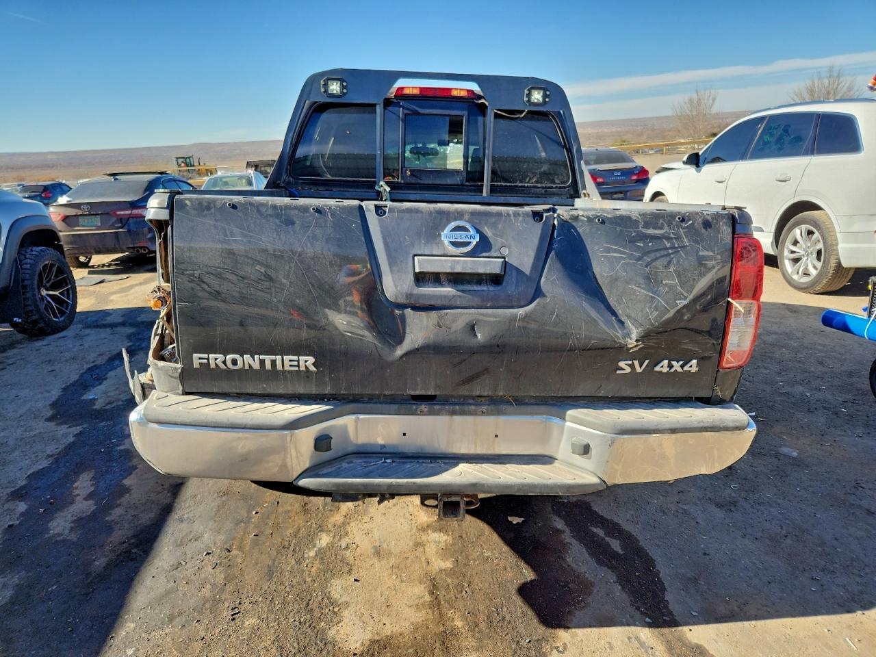 2015 NISSAN Frontier