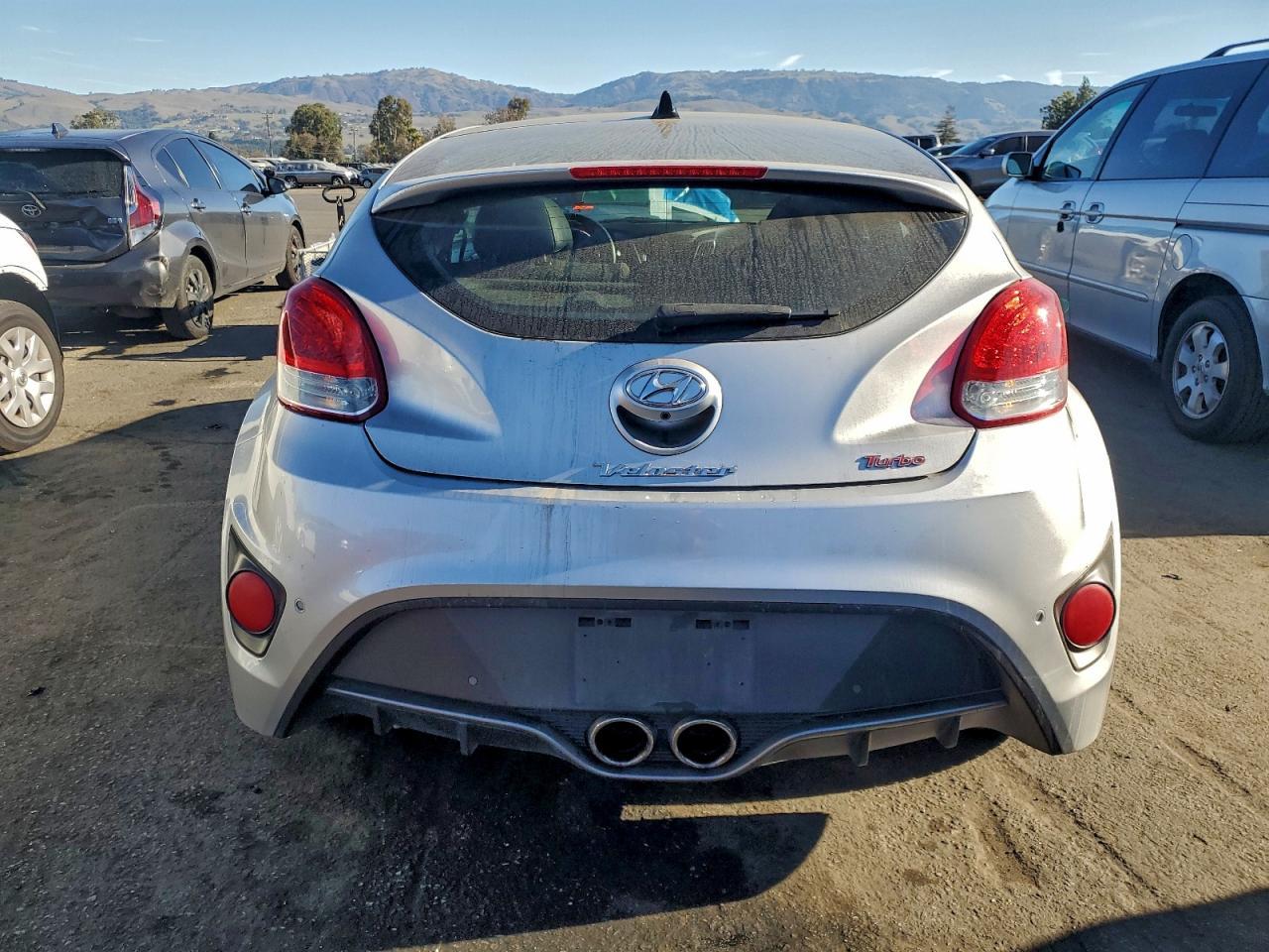 2013 HYUNDAI VELOSTER