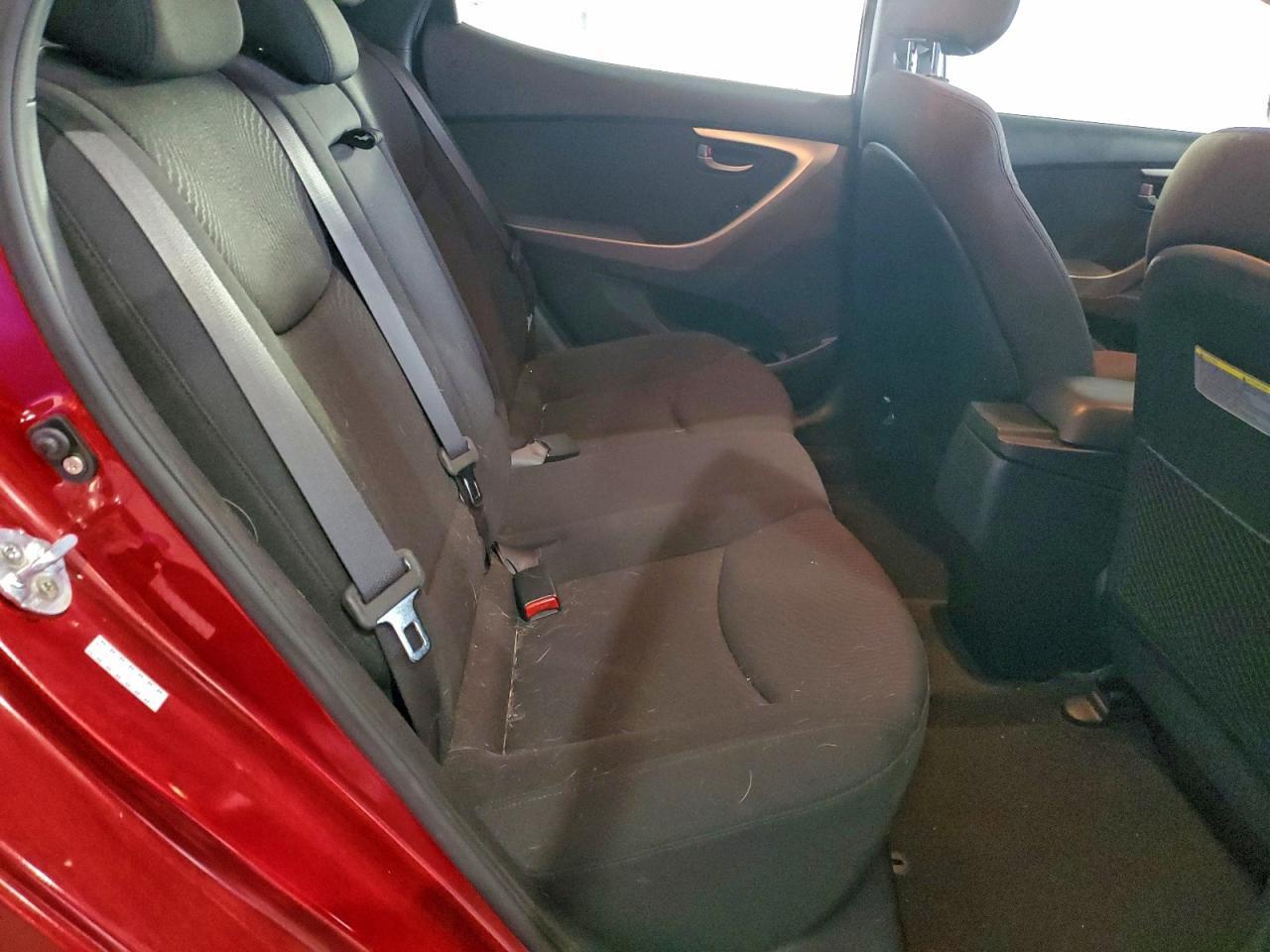 2016 HYUNDAI ELANTRA