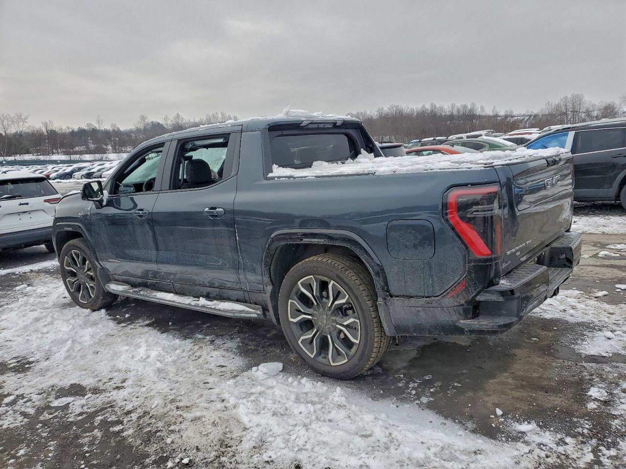 2025 GMC Sierra