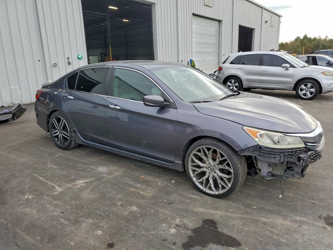 2017 HONDA ACCORD
