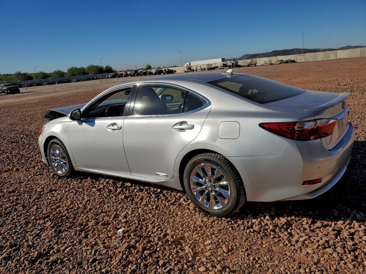 2013 LEXUS ES 300H