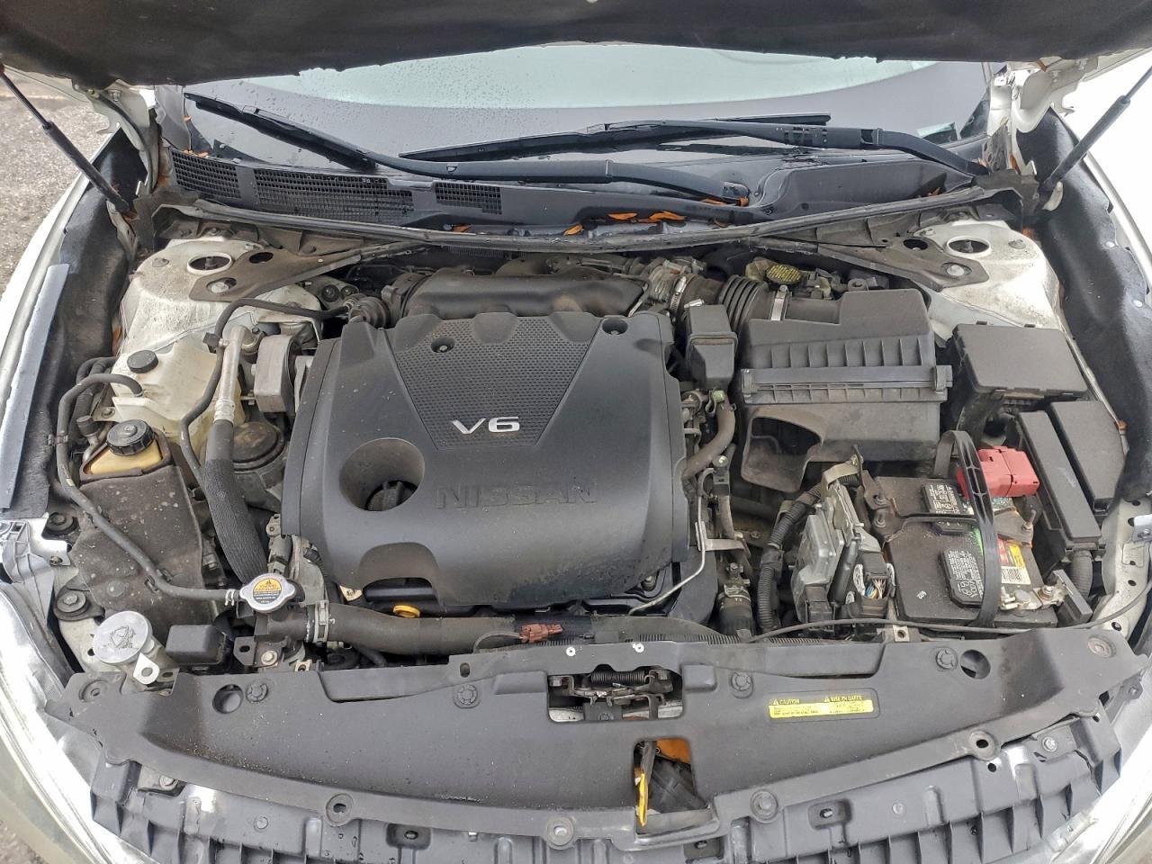 2016 NISSAN Maxima